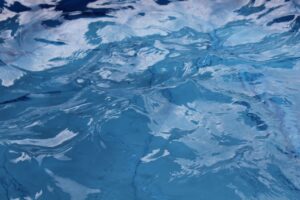 日帰り入浴の混雑を回避する子連れ家族のためのポイントは？