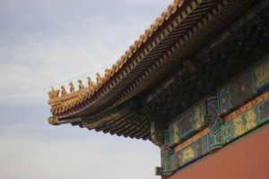 旅行中に発熱したら受診はどうする？